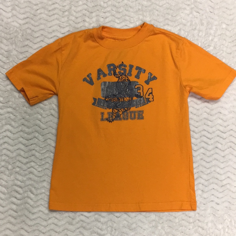 Varsity t-shirt boys - size Small 6-7